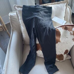 Lululemon Leggings Charcoal Grey Size 6 New with Tags